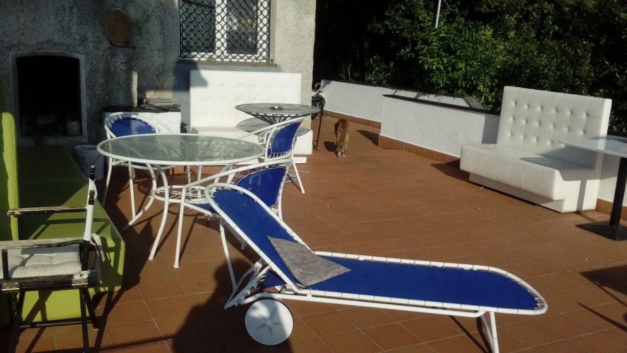 Bed and Breakfast Il Capriolo Celle Ligure Exterior foto